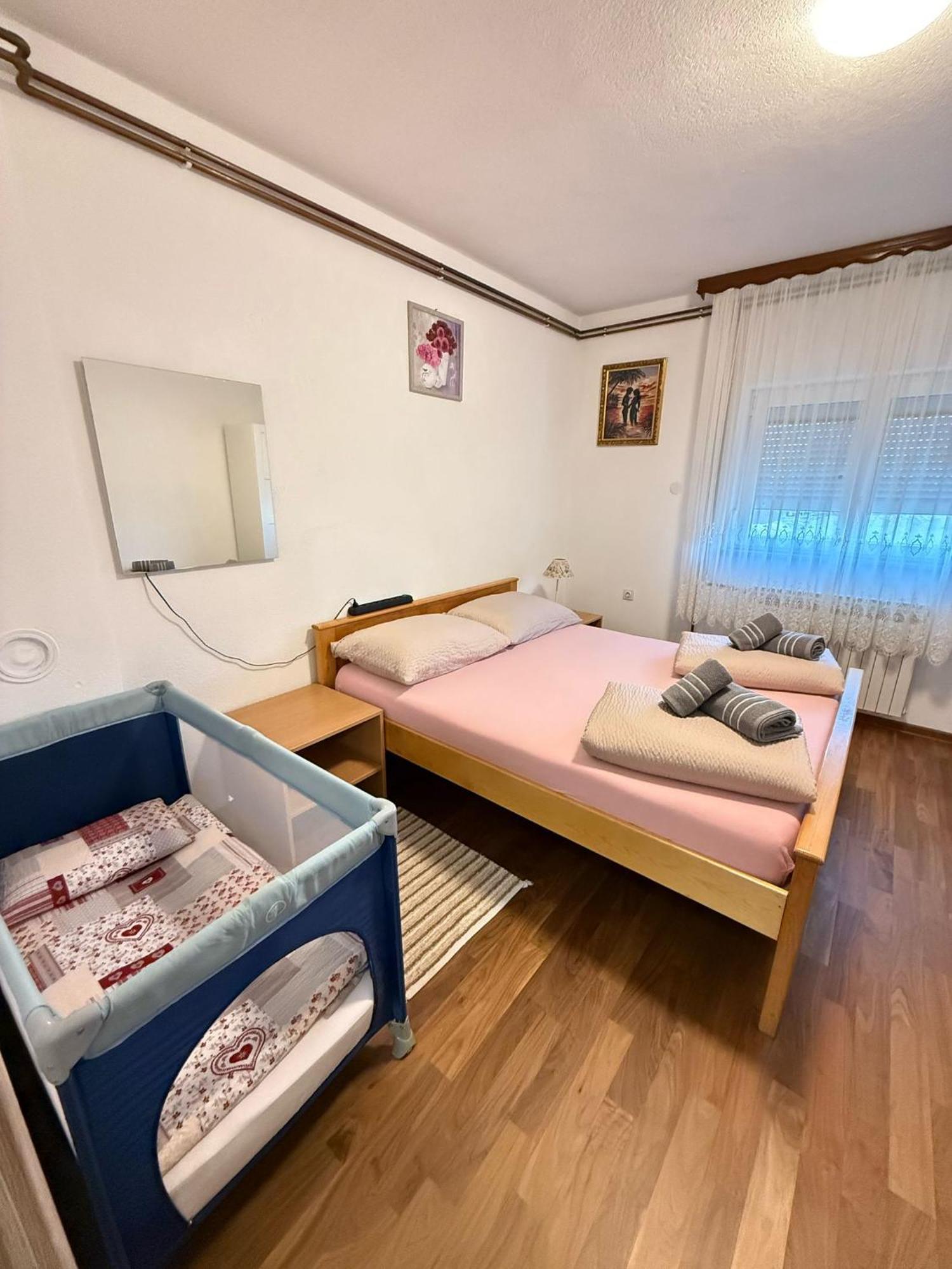 Apartments Marija Vrelo Koreničko Extérieur photo